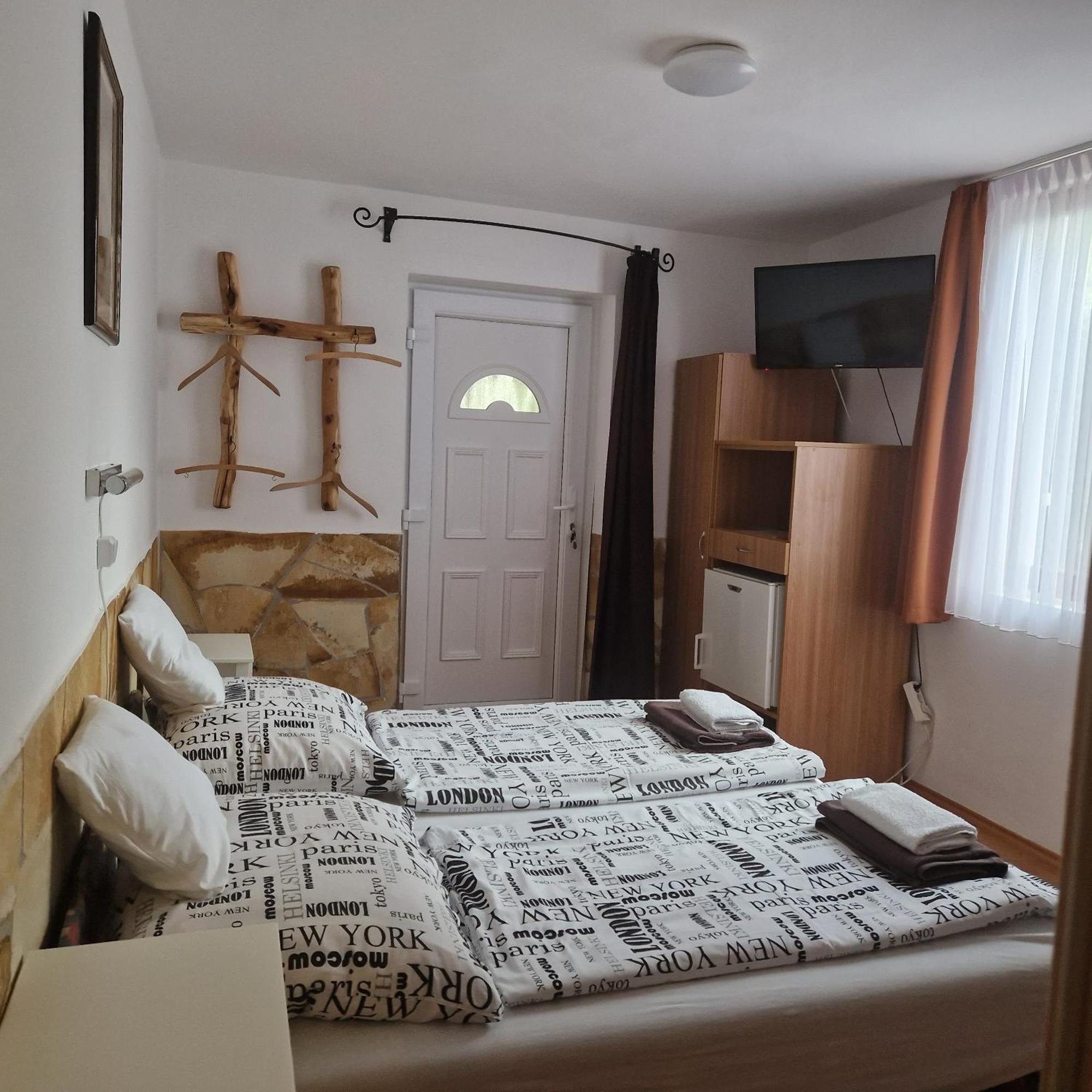 Andrea Villa ケストヘイ 部屋 写真